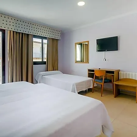 Duerming Montalvo Playa Otel Sanxenxo